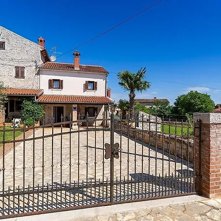 Stone House Graziella Holiday home *