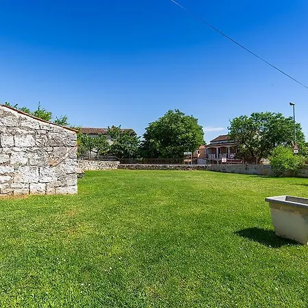 Holiday home Stone House Graziella *