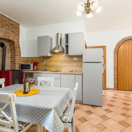 Stone House Graziella Funtana